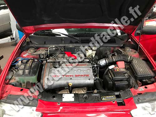 Alfa Romeo 146 - Engine bay