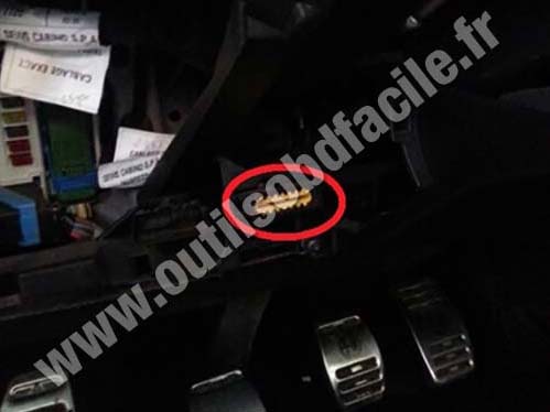 Alfa Romeo Giulietta OBD2 socket