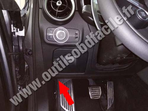 Alfa Romeo Stelvio - Pedals