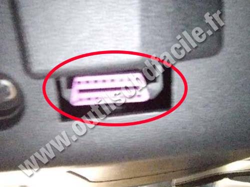 Audi A1 - OBD socket