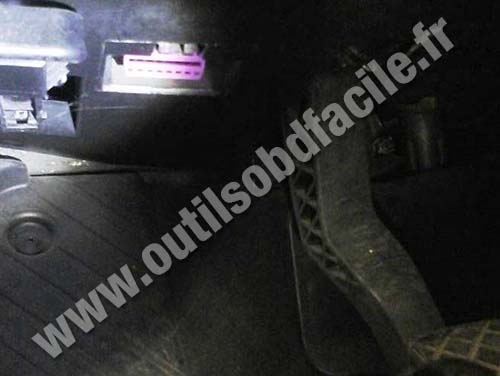 AUDI A2 brake pedal