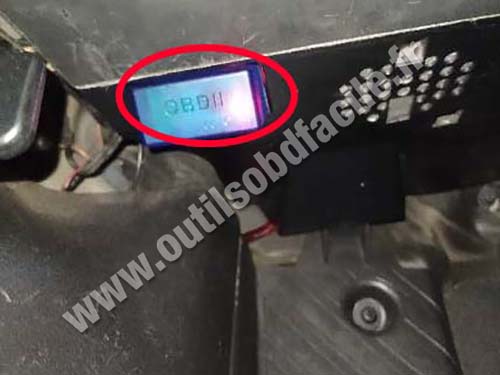 Audi A4 - OBD port