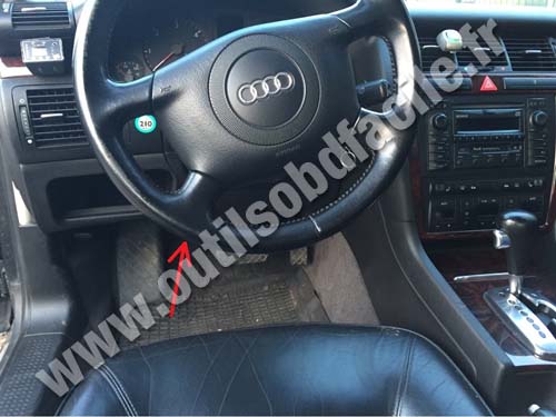 Audi A8 dashboard