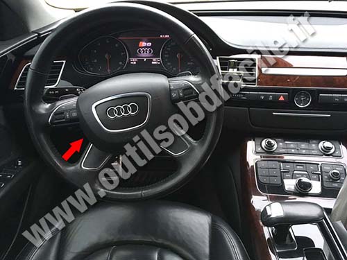 Audi A8 (D3) - Dashboard