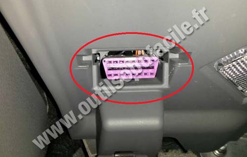 Audi Q5 OBD2 plug