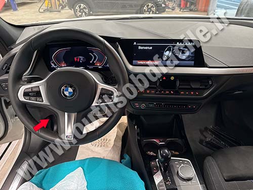 BMW 1 Series F40 - Central instrument panel