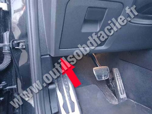 BMW X4 - Pedals