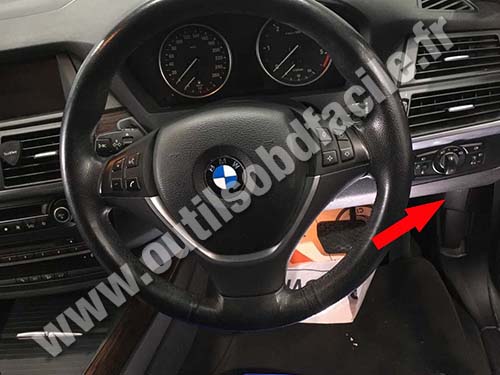 BMW X5 E70 - Steering wheel