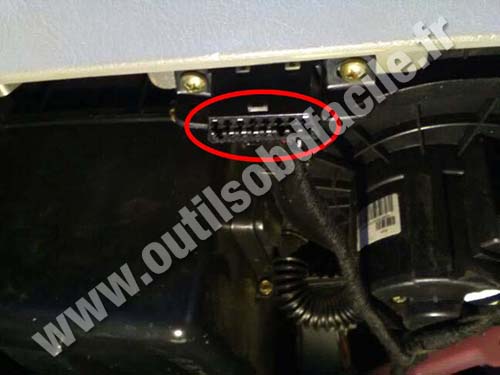 Chery IQ1.1/QQ3 - OBD port