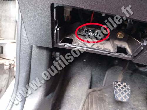 Chery Tiggo 2 - OBD port