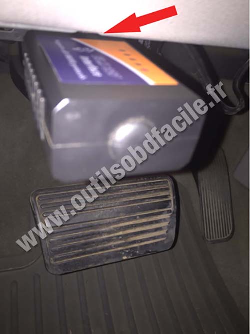 Chevrolet Avalanche - Brake pedal