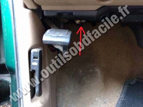 Chevrolet Blazer clutch pedal handbrake