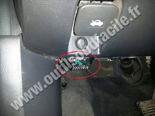 Chevrolet Captiva OBD2 port