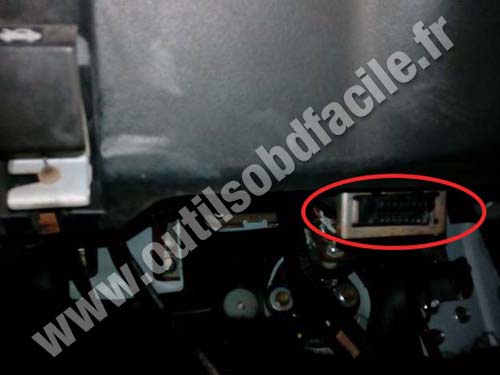 Chevrolet D-Max - OBD Connector