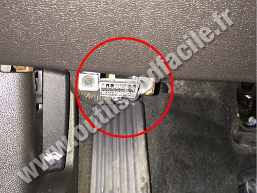 Chevrolet Volt OBD2 Connector