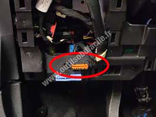 Citroen Berlingo - OBD port