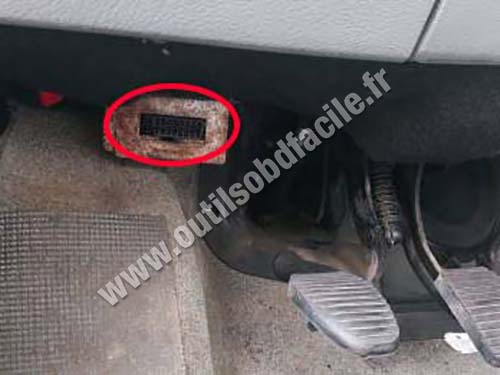 Citroen Evasion - OBD port