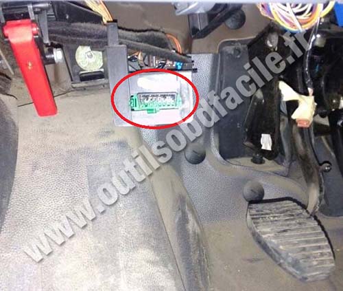 Citroen Jumpy OBD2 port