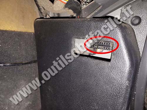 Daewoo Nexia - OBD socket