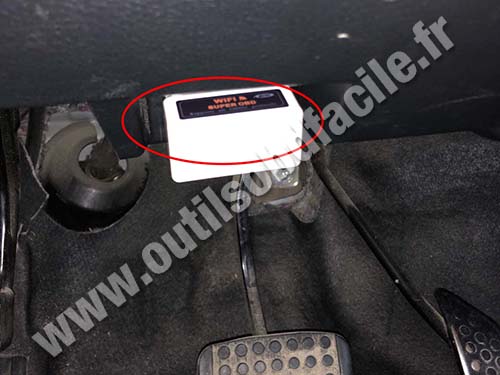 Daihatsu Sonica - OBD Port