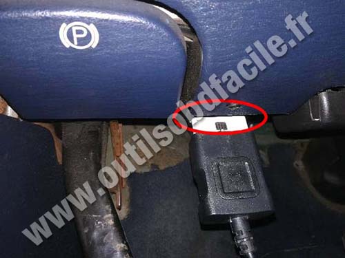 Dodge Grand Caravan - OBD port