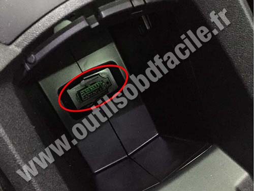 DS5 - OBD plug