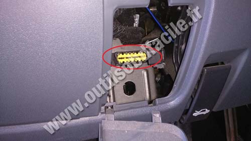 Fiat Ducato OBD port