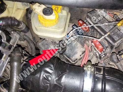 Fiat Marea - Brake fluid reservoir