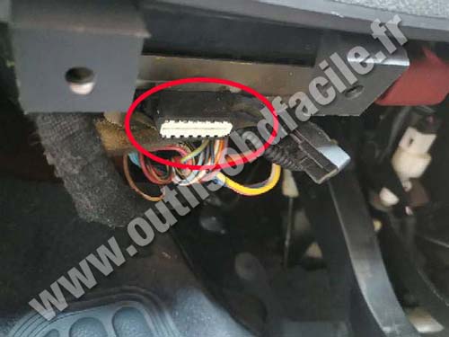 Fiat Marea - OBD plug