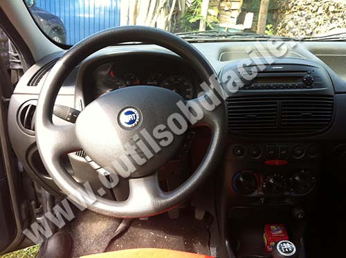 Fiat Punto 3 dashboard