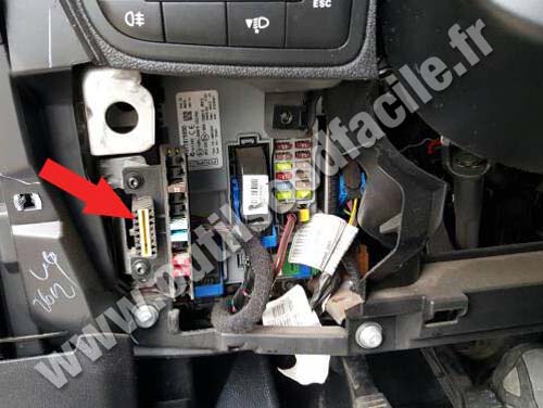 Fiat Qubo - Storage tray