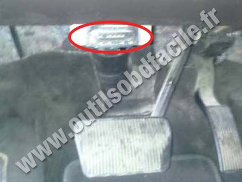 Ford Edge 1 Phase II - OBD plug