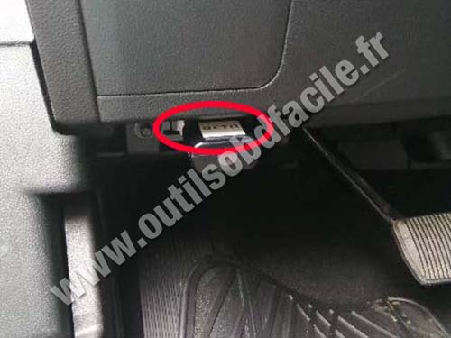 Ford Explorer - OBD connector