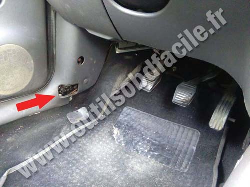 Ford Fiesta IV - Driver side door