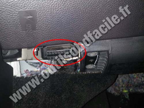 Ford Fusion OBD Connector