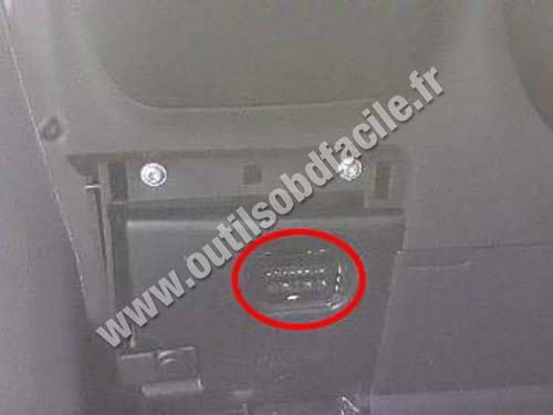 Ford Kuga - OBD port