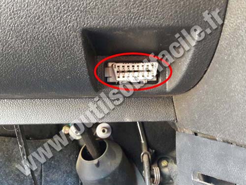 Geely LC1 - OBD connector