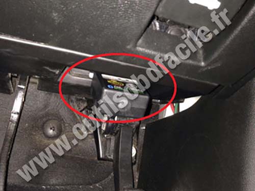 Holden Commodore VE OBD socket