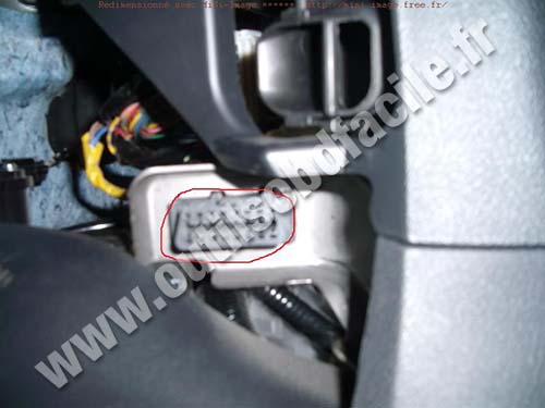 Honda Civic 8 OBD Connector / Plug