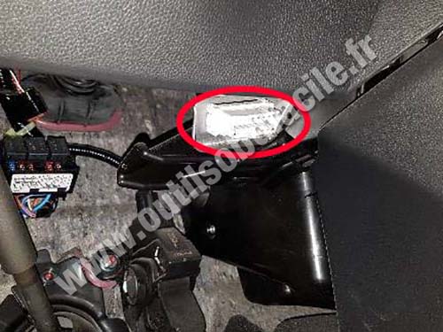 Honda Jazz - OBD connector