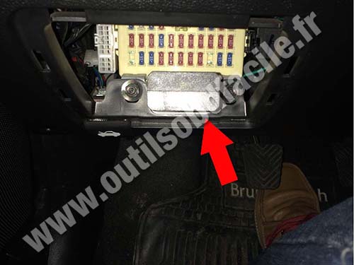 Hyundai Accent Fuse box