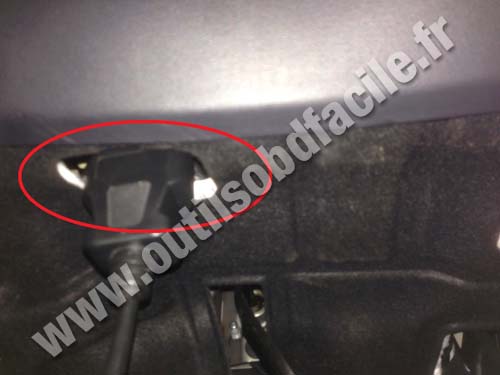 Hyundai I30 OBD socket