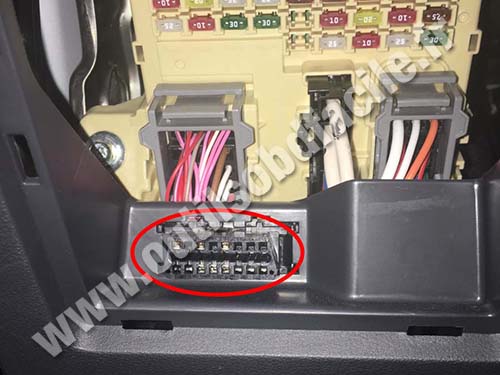 Hyundai Ioniq - OBD II connector