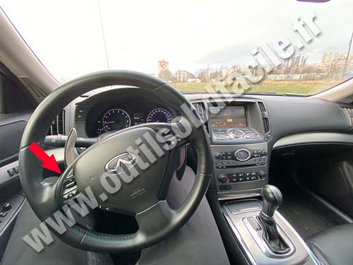 Infiniti G25 - Dashboard