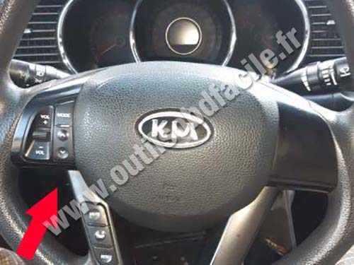 Kia K5 - Steering wheel