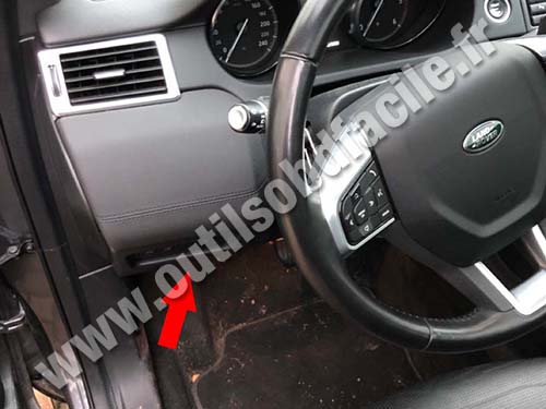 Land Rover Discovery Sport - Pedals