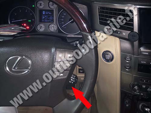 Lexus LX570 - Dashboard