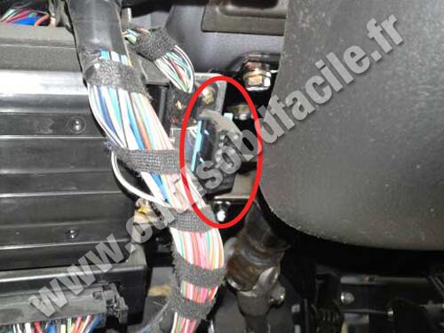 Lifan 320 - OBD2 socket