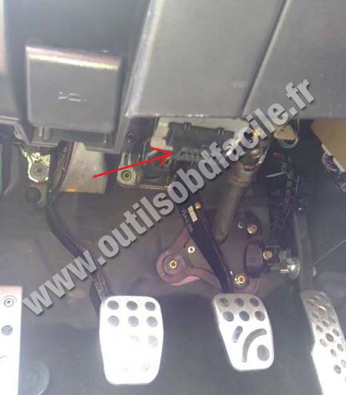 Mazda RX-8 brake pedal