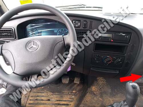 Mercedes Accelo - Dashboard